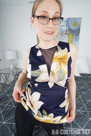 Naughty Pantyhose Cougar Gallery - Photo 7