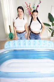 Extreme Oil Sex Fight! Gallery - Photo 9