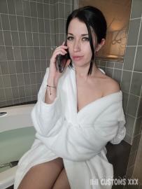 Body Swap w/ Bestie Gallery - Photo 5